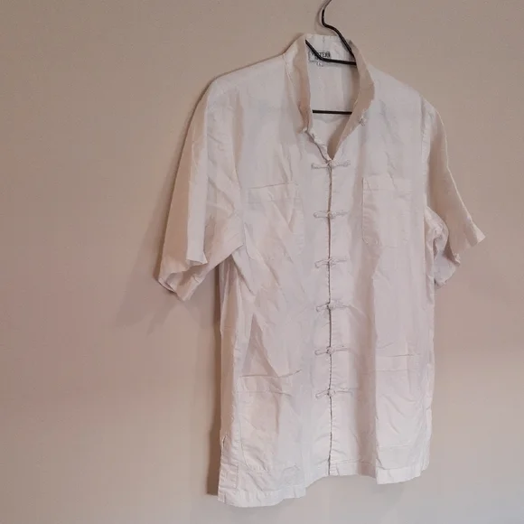 White SS Shirt with Mandarin Collar and traditional frog button closures. - Picture 5 of 11